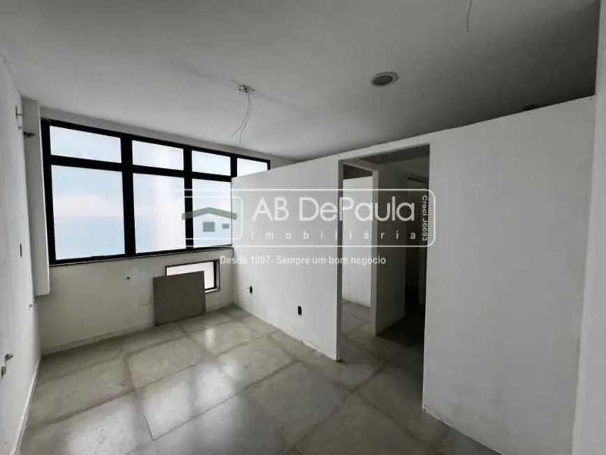 Foto 1 de Sala Comercial para alugar, 30m2 em Rio De Janeiro - RJ