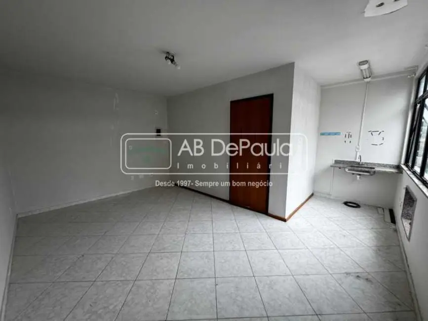 Foto 1 de Sala Comercial para alugar, 33m2 em Rio De Janeiro - RJ