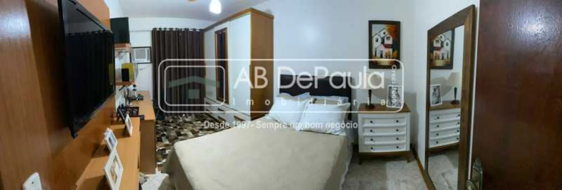 Foto 2 de Casa com 2 quartos à venda, 70m2 em Rio De Janeiro - RJ