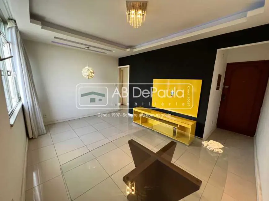 Foto 2 de Apartamento com 2 quartos à venda, 62m2 em Rio De Janeiro - RJ