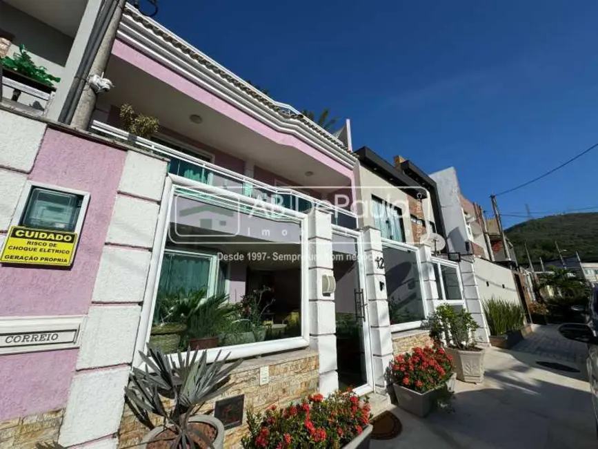 Foto 8 de Casa com 3 quartos à venda, 313m2 em Rio De Janeiro - RJ