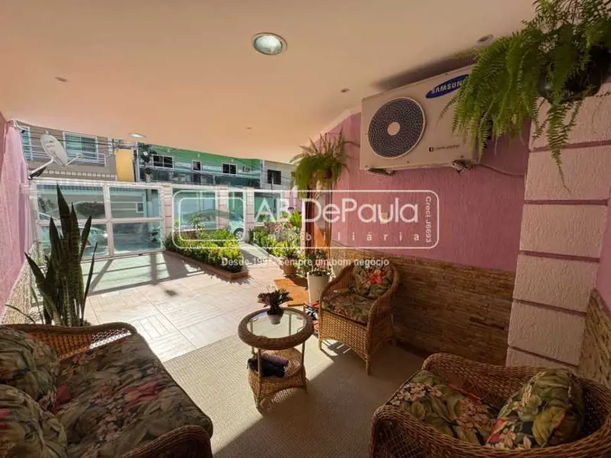 Foto 4 de Casa com 3 quartos à venda, 313m2 em Rio De Janeiro - RJ
