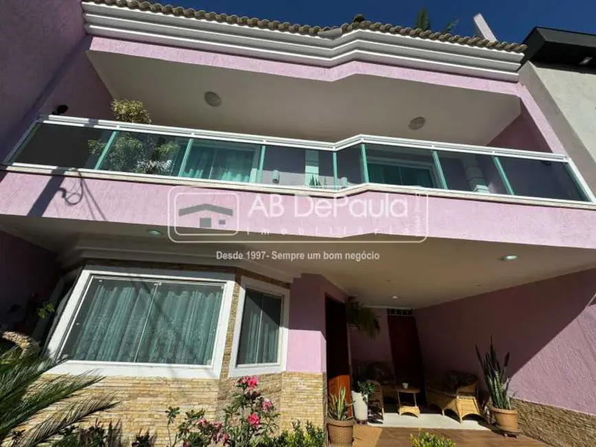 Foto 3 de Casa com 3 quartos à venda, 313m2 em Rio De Janeiro - RJ