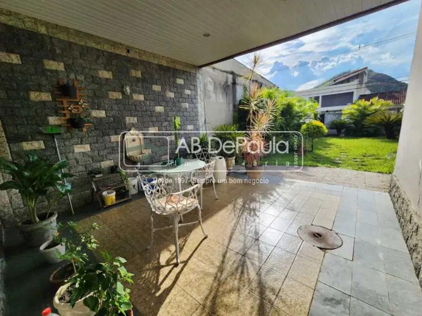 Foto 8 de Casa com 3 quartos à venda, 298m2 em Rio De Janeiro - RJ