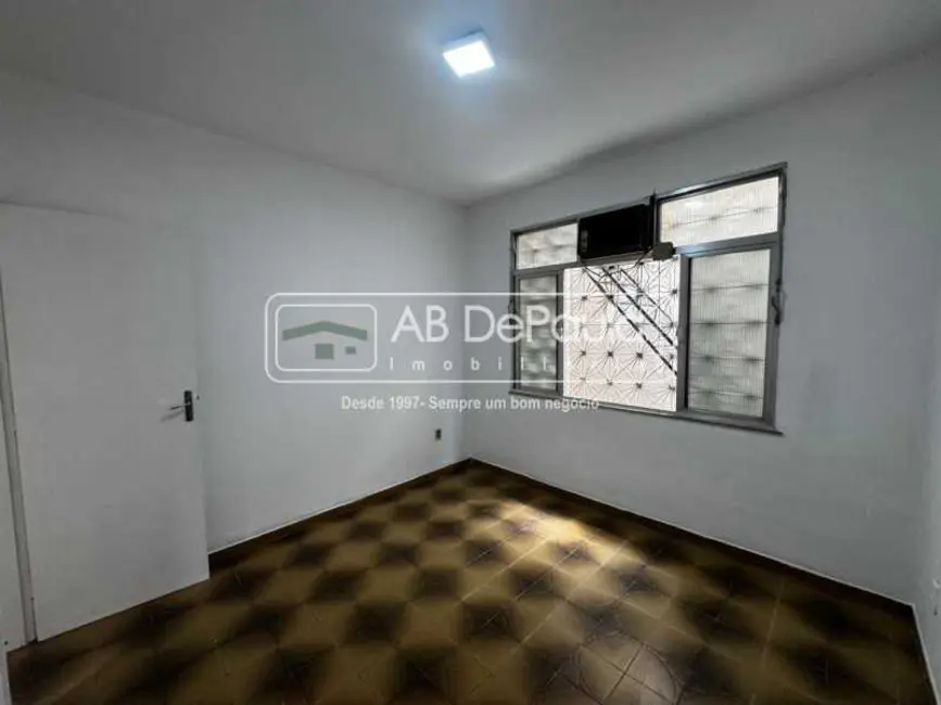 Foto 7 de Casa com 4 quartos para alugar, 229m2 em Rio De Janeiro - RJ