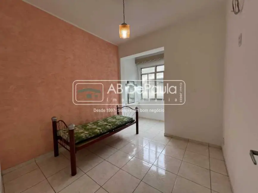 Foto 5 de Apartamento com 4 quartos para alugar, 94m2 em Rio De Janeiro - RJ