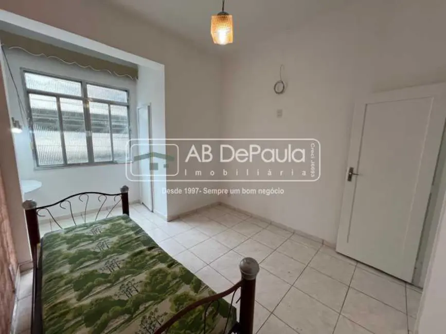 Foto 6 de Apartamento com 4 quartos para alugar, 94m2 em Rio De Janeiro - RJ