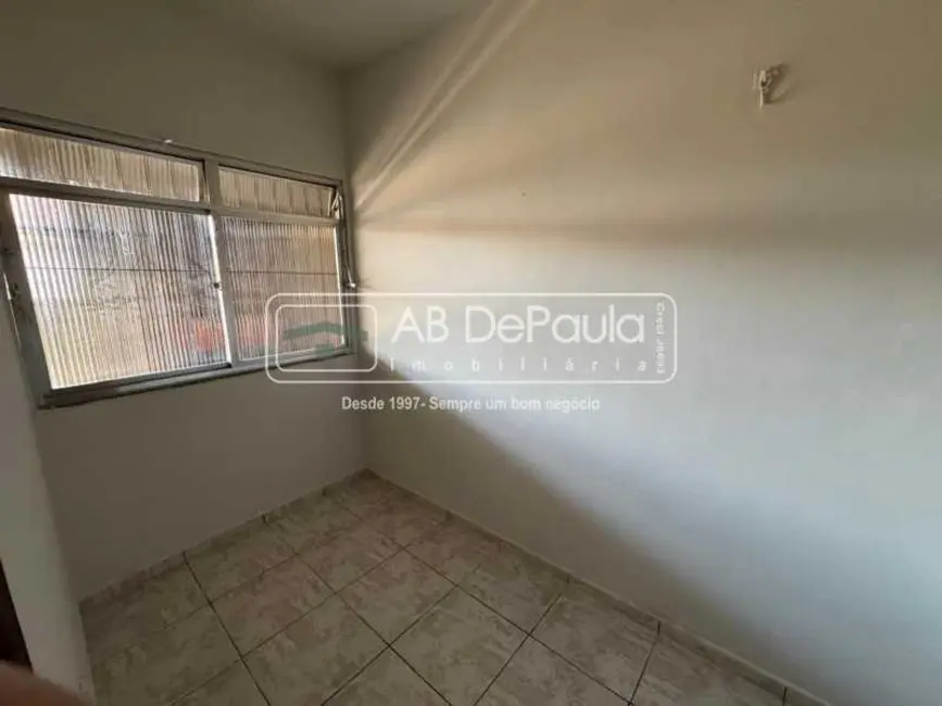 Foto 9 de Apartamento com 2 quartos para alugar, 45m2 em Rio De Janeiro - RJ