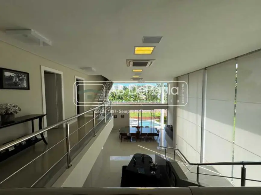 Casa de Condomínio com 5 quartos à venda, 616m2 em Rio De Janeiro - RJ - imagem 6 Foto 6 de Casa de Condomínio com 5 quartos à venda, 616m2 em Rio De Janeiro - RJ