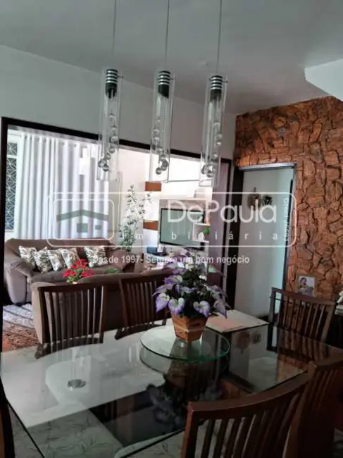 Casa com 3 quartos à venda, 140m2 em Rio De Janeiro - RJ - imagem 4 Foto 4 de Casa com 3 quartos à venda, 140m2 em Rio De Janeiro - RJ