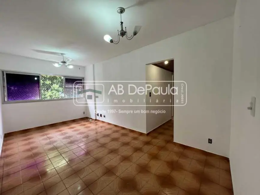 Apartamento com 3 quartos para alugar, 72m2 em Rio De Janeiro - RJ - imagem 1 Foto 1 de Apartamento com 3 quartos para alugar, 72m2 em Rio De Janeiro - RJ