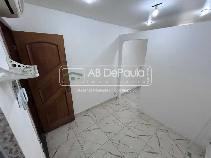 Foto 2 de Sala Comercial para alugar, 46m2 em Rio De Janeiro - RJ