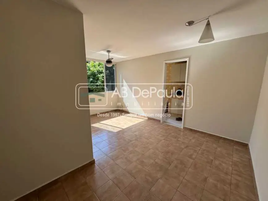 Foto 4 de Apartamento com 2 quartos para alugar, 53m2 em Rio De Janeiro - RJ