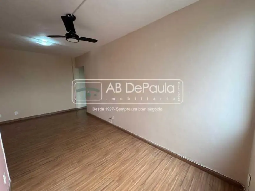 Apartamento com 2 quartos para alugar, 50m2 em Rio De Janeiro - RJ - imagem 2 Foto 2 de Apartamento com 2 quartos para alugar, 50m2 em Rio De Janeiro - RJ