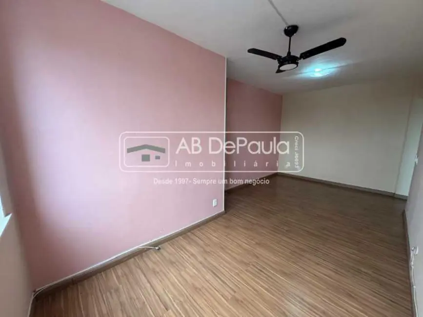 Apartamento com 2 quartos para alugar, 50m2 em Rio De Janeiro - RJ - imagem 3 Foto 3 de Apartamento com 2 quartos para alugar, 50m2 em Rio De Janeiro - RJ