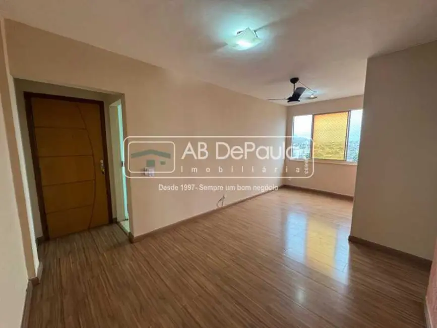 Apartamento com 2 quartos para alugar, 50m2 em Rio De Janeiro - RJ - imagem 1 Foto 1 de Apartamento com 2 quartos para alugar, 50m2 em Rio De Janeiro - RJ