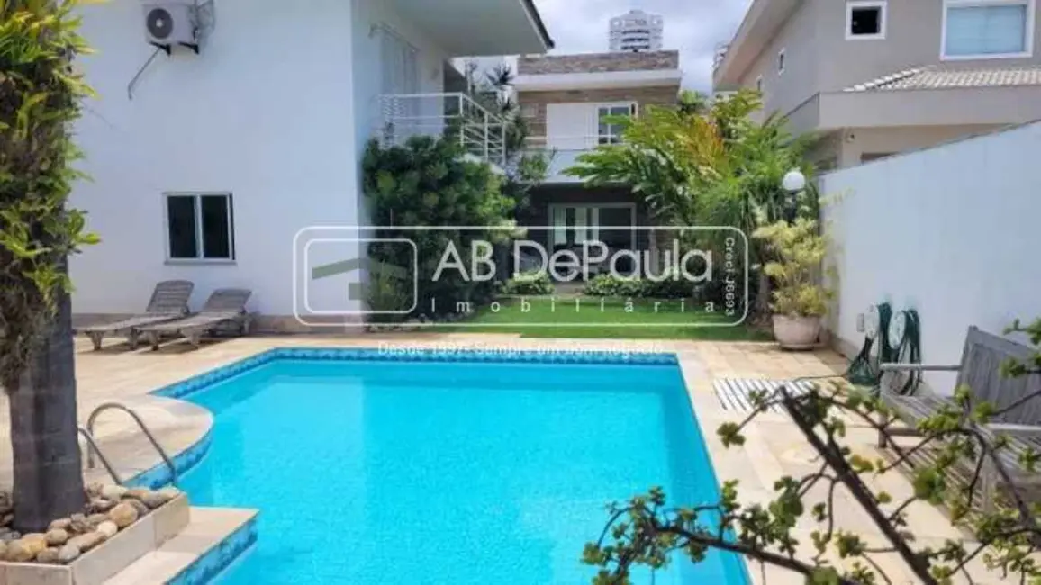 Foto 3 de Casa de Condomínio com 4 quartos à venda, 504m2 em Rio De Janeiro - RJ