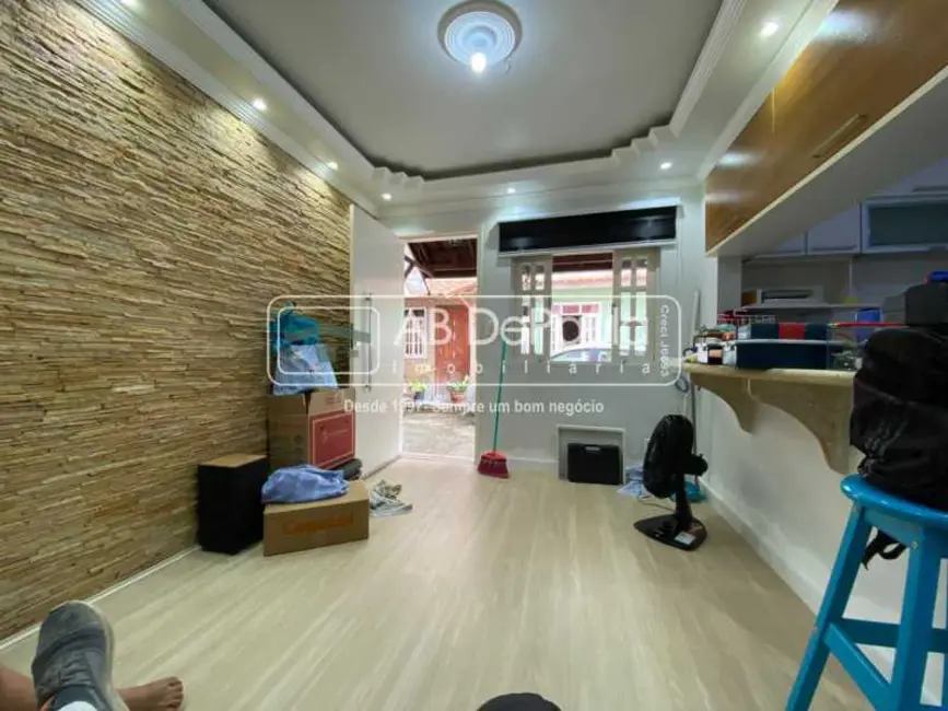 Casa com 2 quartos à venda, 70m2 em Rio De Janeiro - RJ - imagem 1 Foto 1 de Casa com 2 quartos à venda, 70m2 em Rio De Janeiro - RJ