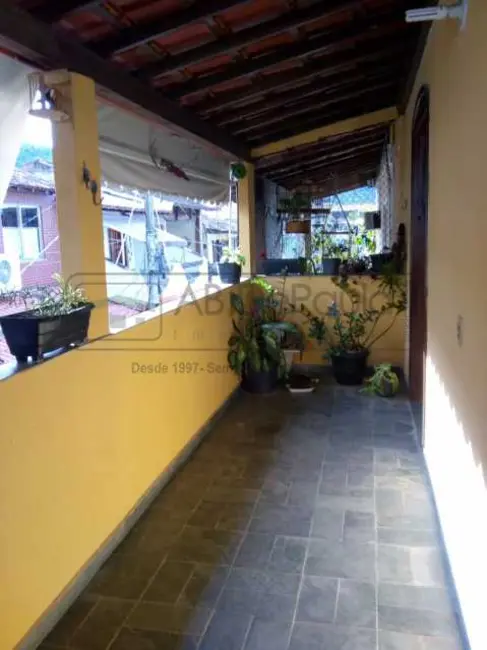 Foto 1 de Casa de Vila com 4 quartos à venda, 270m2 em Rio De Janeiro - RJ