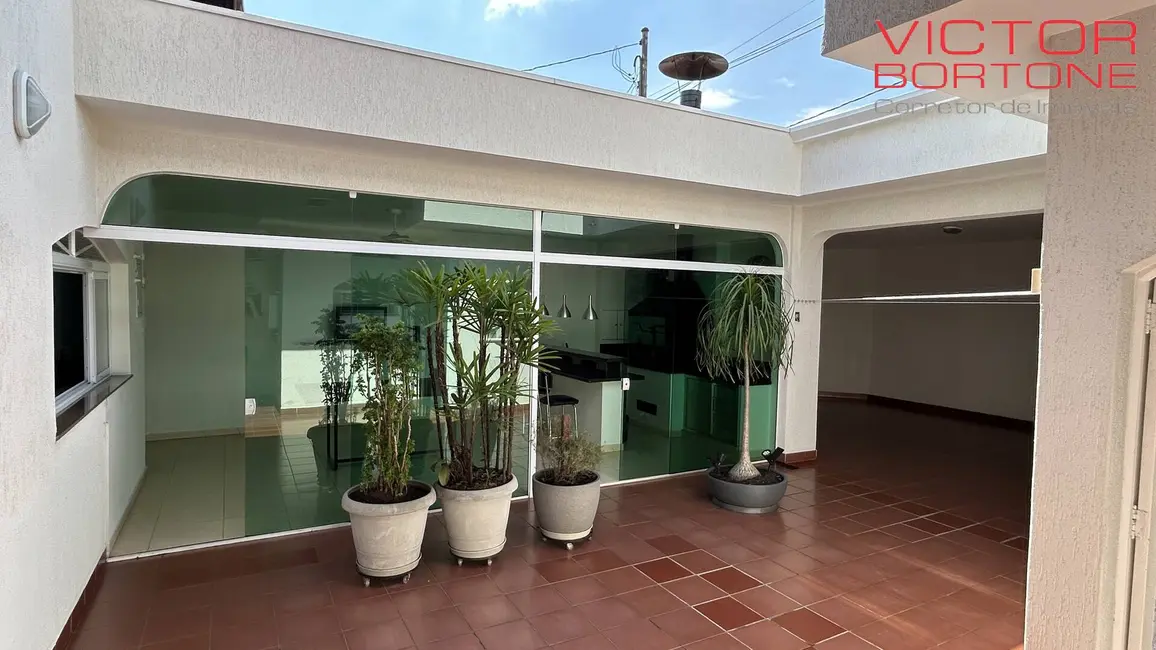 Foto 1 de Casa à venda, 261m2 em Vila Industrial, Mogi Das Cruzes - SP