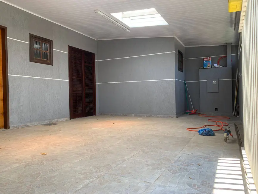 Casa com 3 quartos à venda, 65m2 em Campo Pequeno, Colombo - PR - imagem 6 Foto 6 de Casa com 3 quartos à venda, 65m2 em Campo Pequeno, Colombo - PR