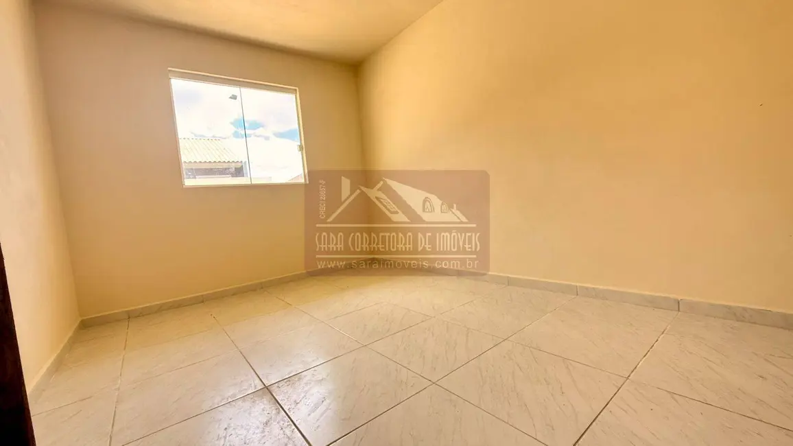 Casa com 3 quartos à venda, 50m2 em Campo Pequeno, Colombo - PR - imagem 4 Foto 4 de Casa com 3 quartos à venda, 50m2 em Campo Pequeno, Colombo - PR