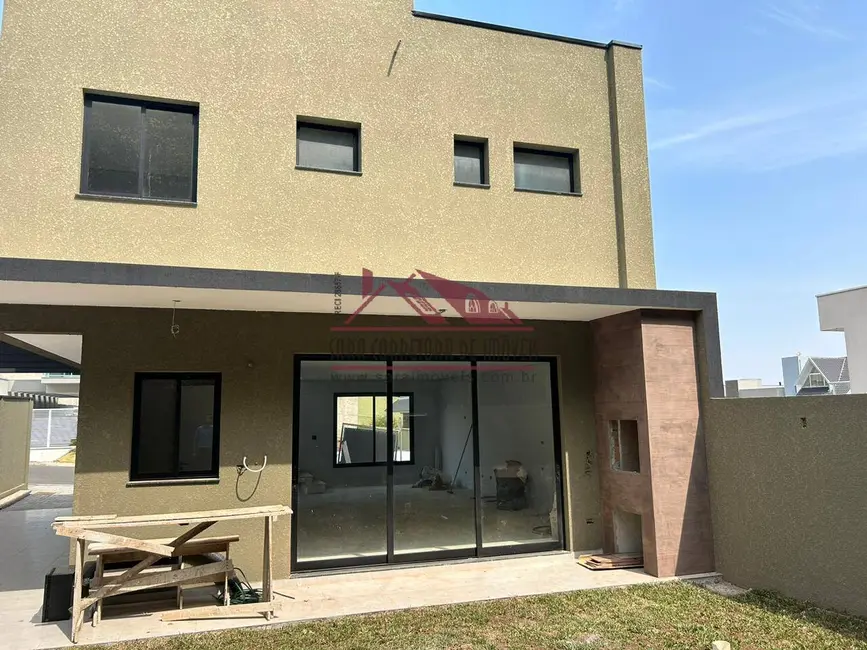 Sobrado com 3 quartos à venda, 123m2 em Campo Pequeno, Colombo - PR - imagem 4 Foto 4 de Sobrado com 3 quartos à venda, 123m2 em Campo Pequeno, Colombo - PR