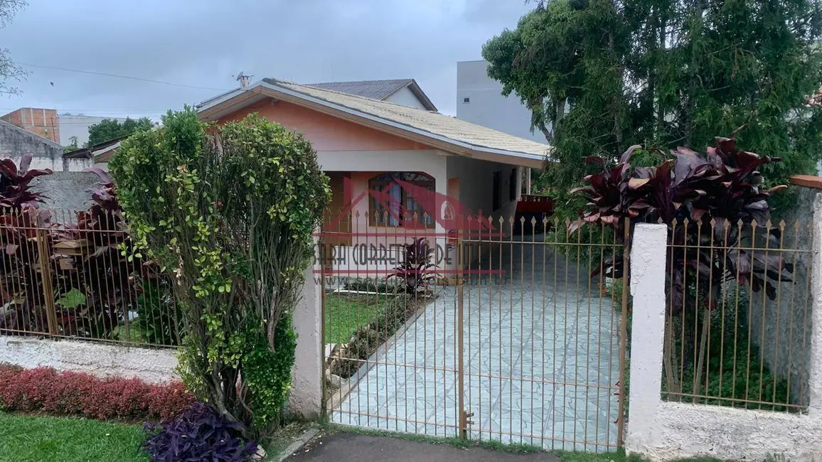 Foto 1 de Casa com 3 quartos à venda, 605m2 em São Gabriel, Colombo - PR