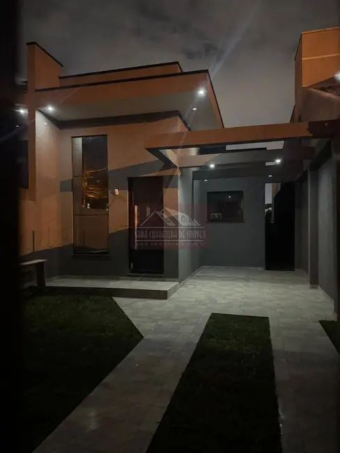 Foto 1 de Casa com 2 quartos à venda, 58m2 em Guarani, Colombo - PR