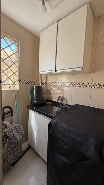Foto 8 de Apartamento com 2 quartos à venda, 55m2 em Monza, Colombo - PR