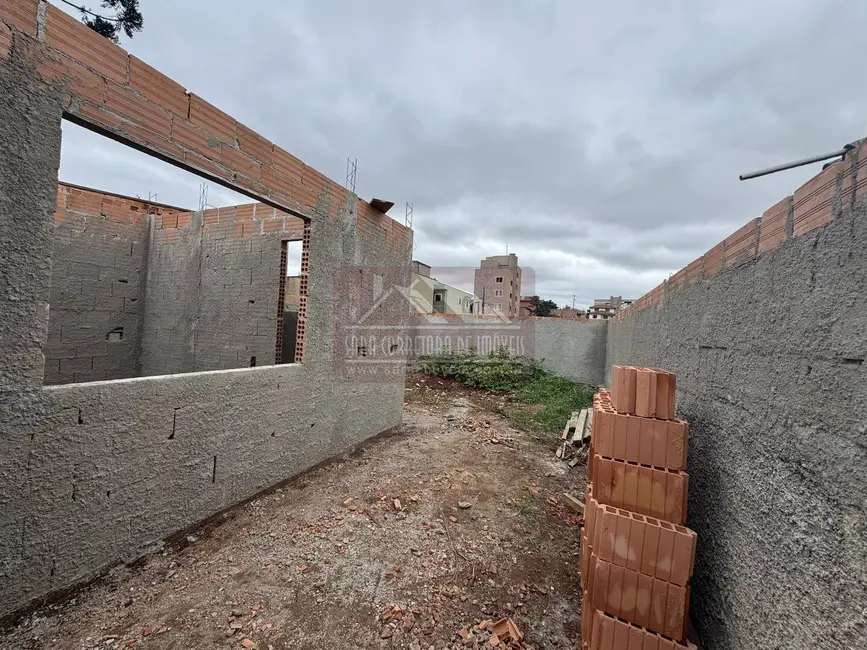 Casa com 3 quartos à venda, 60m2 em Osasco, Colombo - PR - imagem 4 Foto 4 de Casa com 3 quartos à venda, 60m2 em Osasco, Colombo - PR