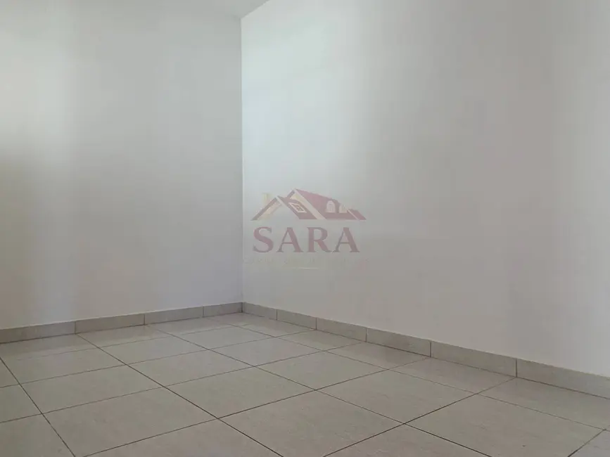 Foto 8 de Casa com 2 quartos à venda, 62m2 em Colombo - PR