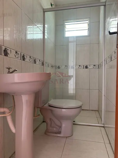 Foto 7 de Casa com 2 quartos à venda, 62m2 em Colombo - PR