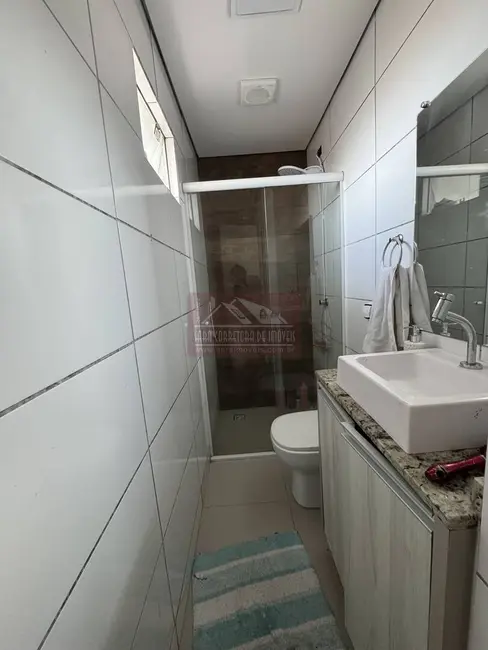 Foto 3 de Sobrado com 3 quartos à venda, 110m2 em Campo Pequeno, Colombo - PR