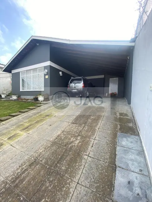 Casa com 3 quartos à venda, 208m2 em Jardim Botânico, Curitiba - PR - imagem 2 Foto 2 de Casa com 3 quartos à venda, 208m2 em Jardim Botânico, Curitiba - PR