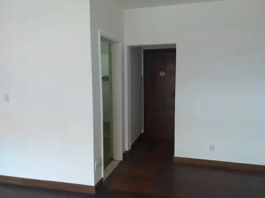 Apartamento com 3 quartos à venda, 120m2 em Barra, Salvador - BA - imagem 6 Foto 6 de Apartamento com 3 quartos à venda, 120m2 em Barra, Salvador - BA