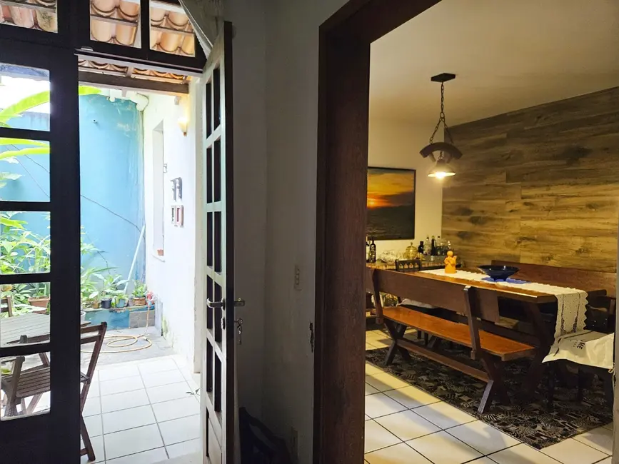 Casa com 4 quartos à venda, 298m2 em Barra, Salvador - BA - imagem 7 Foto 7 de Casa com 4 quartos à venda, 298m2 em Barra, Salvador - BA
