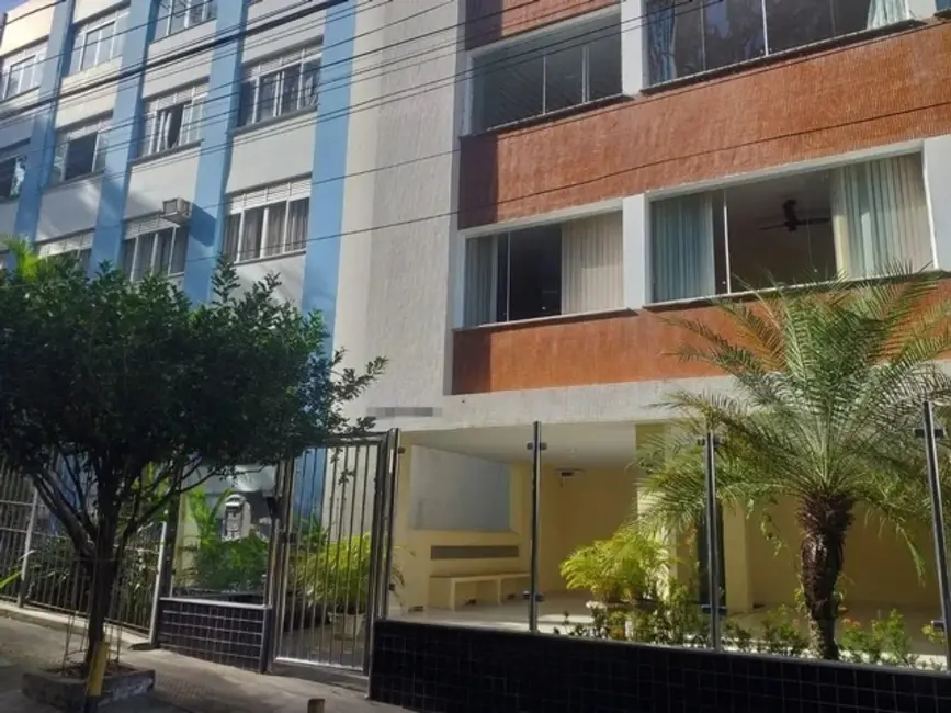 Apartamento com 3 quartos à venda, 127m2 em Barra, Salvador - BA - imagem 5 Foto 5 de Apartamento com 3 quartos à venda, 127m2 em Barra, Salvador - BA