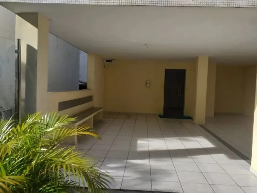 Apartamento com 3 quartos à venda, 127m2 em Barra, Salvador - BA - imagem 2 Foto 2 de Apartamento com 3 quartos à venda, 127m2 em Barra, Salvador - BA