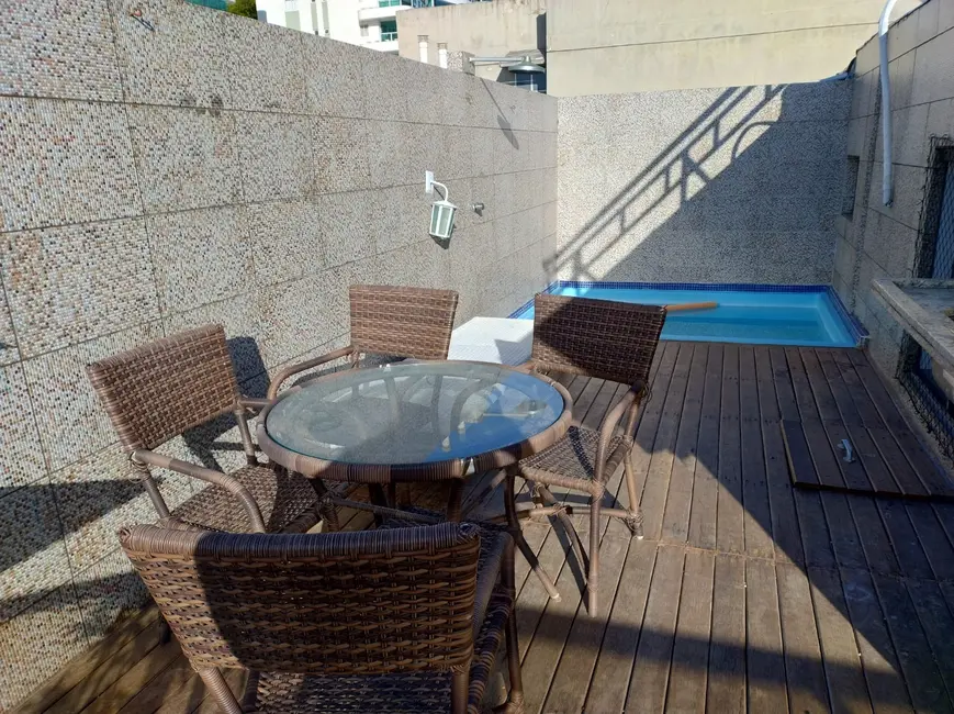 Apartamento com 2 quartos à venda, 72m2 em Ondina, Salvador - BA - imagem 3 Foto 3 de Apartamento com 2 quartos à venda, 72m2 em Ondina, Salvador - BA