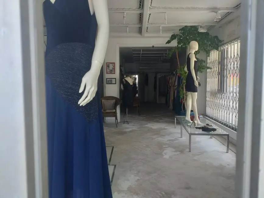 Casa com 4 quartos à venda, 210m2 em Barra, Salvador - BA - imagem 6 Foto 6 de Casa com 4 quartos à venda, 210m2 em Barra, Salvador - BA