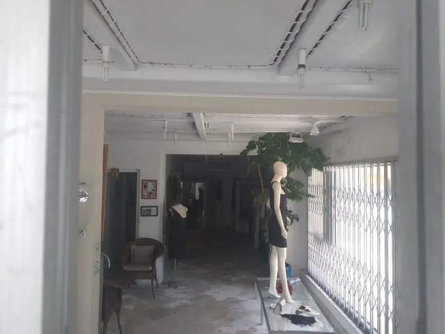 Casa com 4 quartos à venda, 210m2 em Barra, Salvador - BA - imagem 5 Foto 5 de Casa com 4 quartos à venda, 210m2 em Barra, Salvador - BA