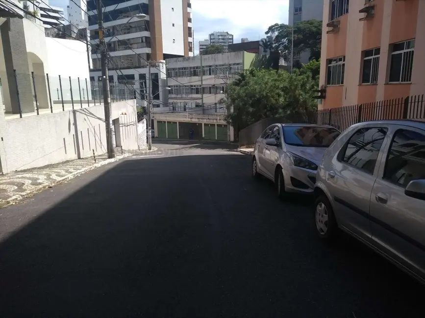 Apartamento com 3 quartos à venda, 140m2 em Jardim Apipema, Salvador - BA - imagem 3 Foto 3 de Apartamento com 3 quartos à venda, 140m2 em Jardim Apipema, Salvador - BA