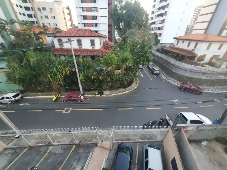 Apartamento com 2 quartos à venda, 70m2 em Jardim Apipema, Salvador - BA - imagem 3 Foto 3 de Apartamento com 2 quartos à venda, 70m2 em Jardim Apipema, Salvador - BA