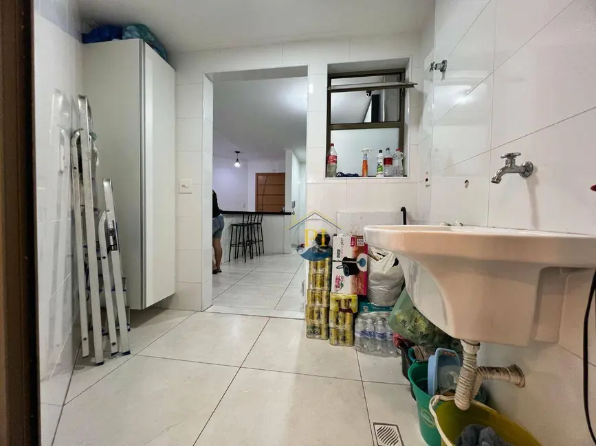 Apartamento com 2 quartos à venda, 92m2 em Canto do Forte, Praia Grande - SP - imagem 8 Foto 8 de Apartamento com 2 quartos à venda, 92m2 em Canto do Forte, Praia Grande - SP