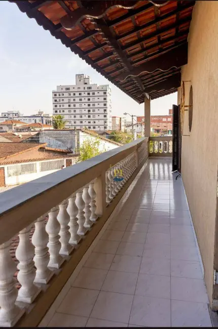 Casa com 4 quartos à venda, 341m2 em Maracanã, Praia Grande - SP - imagem 9 Foto 9 de Casa com 4 quartos à venda, 341m2 em Maracanã, Praia Grande - SP