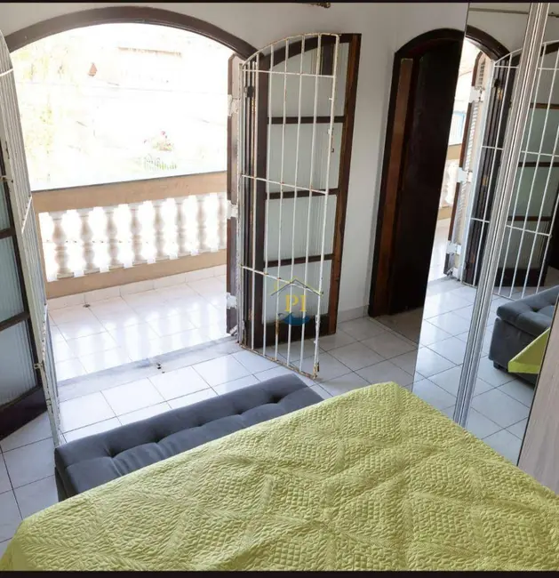 Casa com 4 quartos à venda, 341m2 em Maracanã, Praia Grande - SP - imagem 4 Foto 4 de Casa com 4 quartos à venda, 341m2 em Maracanã, Praia Grande - SP