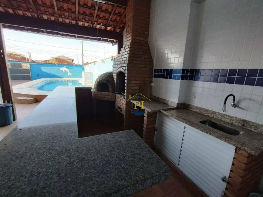 Casa com 2 quartos à venda, 250m2 em Maracanã, Praia Grande - SP - imagem 9 Foto 9 de Casa com 2 quartos à venda, 250m2 em Maracanã, Praia Grande - SP