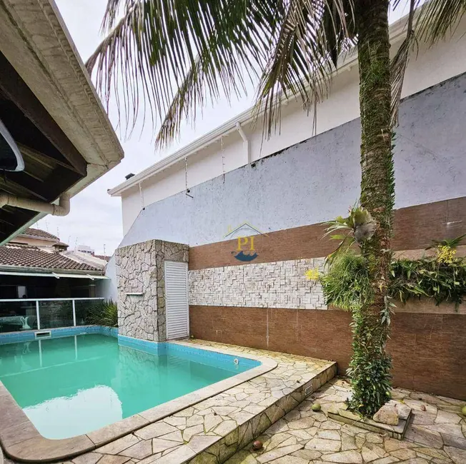 Foto 1 de Casa com 3 quartos à venda, 360m2 em Canto do Forte, Praia Grande - SP