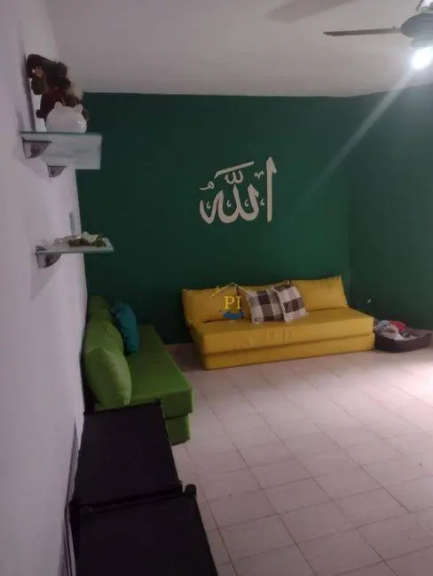 Foto 2 de Kitnet com 1 quarto para alugar, 44m2 em Tupi, Praia Grande - SP